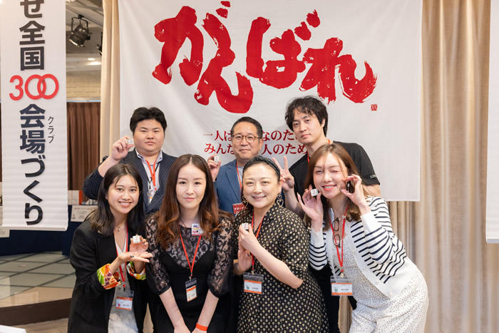 51b4d151e75a30385f58e659bb612b6ccd8aa400