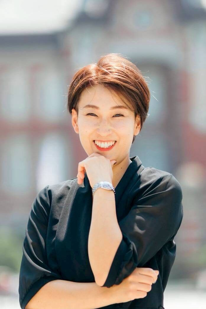 世話人右井