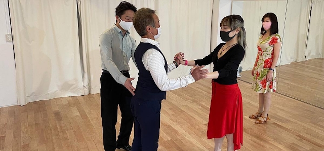 WineとDanceの会画像2